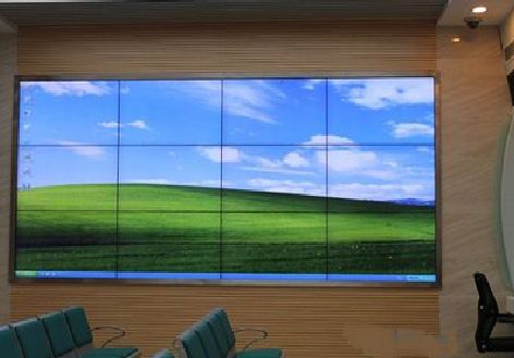 内黄液晶拼接屏的另类用法。